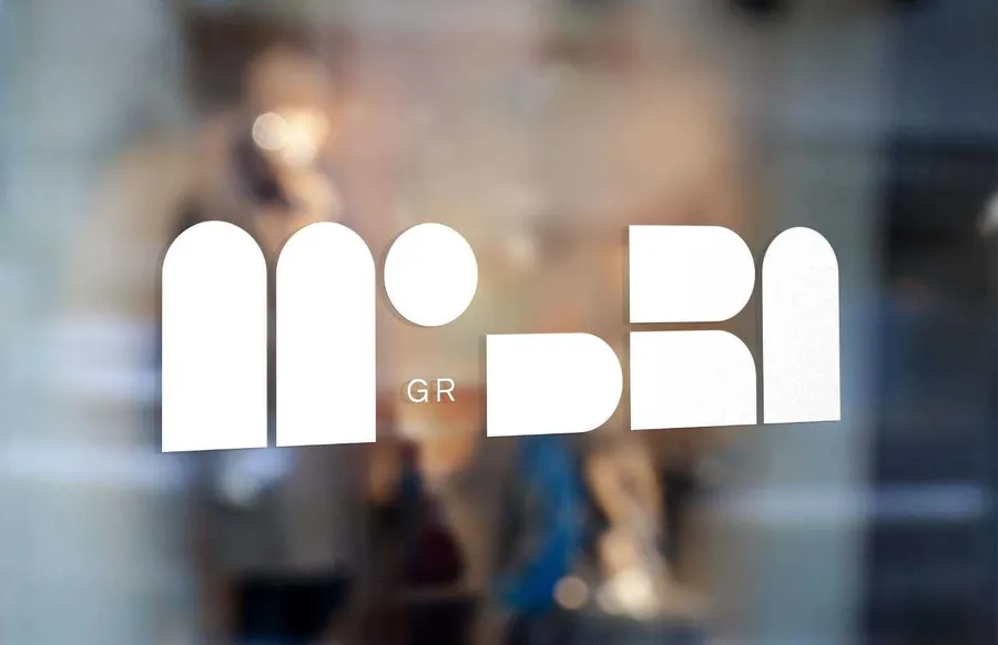 Modrn GR Pres 180208 1 BR 2 21